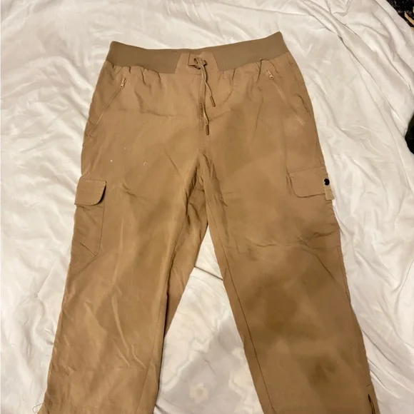 Men's Tan Cargo Pants - Picture 1 of 6